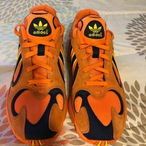 Adidas Mens 7.5 Torsion New without Box